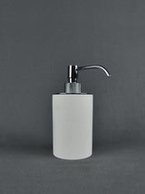 Antonio Lupi | Play - Seifenspender | Acrylharz mit Pumpe aus poliertem Edelstahl | weiß | erhältlich bei BADINFORM | BFORM
