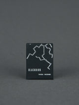 BLACKBIRD Targa Incense Räucherkegel | Duftnoten - Guajakholz, Teak, Oud, Copaiba-Balsam, Weihrauch, Zedernholz, schwarzer Pfeffer, Muskatnuss, Choya Loban, Nagarmotha, Sandelholz, Rauch, Myrrhe und Vetiver - rauchig, holziger Raumduft | 20 Kegel in schwarzer Metalldose | Shop Online | Blackbird bei BFORM