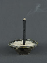 INCAUSA - Breu Resin Chacrona & Jagube Incense | Half-Dozen Bundle | 6 traditionellen Räucherstäbchen | in nepalesisches Lotta-Papier gewickelt | aromatisch, holziger Duft | Shop Online | BFORM - Duft und Design bei BADINFORM