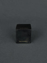 MAD et LEN | Duftkerze Botanika - Black Block Mini - 120g black wax | Shop Online | BADINFORM