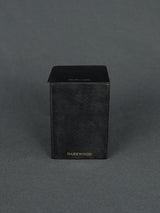 MAD et LEN | Duftkerze Darkwood - Black Block Vertical - 320g black wax | Shop Online | BADINFORM