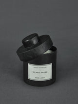 Mad et Len Duftkerze Terre Noire - Bougie Apothicaire 300g | Shop Online | BADINFORM