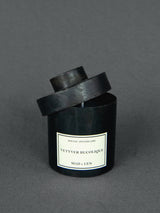 MAD et LEN | Duftkerze Vetyver Bucolique - Bougie Apothicaire - 300g black wax | Shop Online | BADINFORM