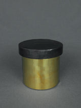 Mad et Len - Spirituelle Bougie Fumiste Duftkerze, 300g schwarzes pflanzliches Wachs, Duftnoten - frische Minze, holzig | BADINFORM Shopvv