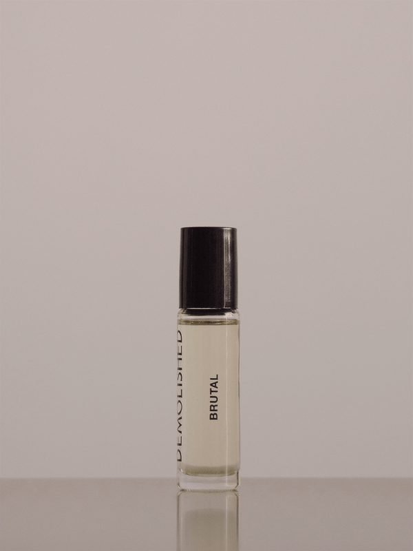 Demolished Studio - Brutal Eau de Perfume, 10ml | Eine fesselnde Symphonie aus Kumquat, Amber, Iris und Bergamotte