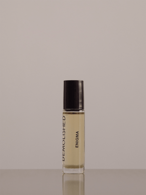 Demolished Studio - Enigma Eau de Perfume, 10ml | harmonische Mischung aus altem Weihrauch, Tonkabohne und geräuchertem Leder