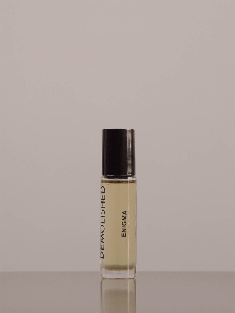 Demolished Studio - Enigma Eau de Perfume, 10ml | harmonische Mischung aus altem Weihrauch, Tonkabohne und geräuchertem Leder