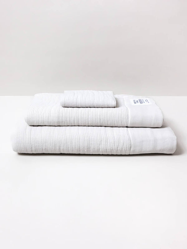 Shinto Towels - Inner Pile Towel, ivory aus Osaka. Luftig, weiches Handtuch mit extremer Saugkraft