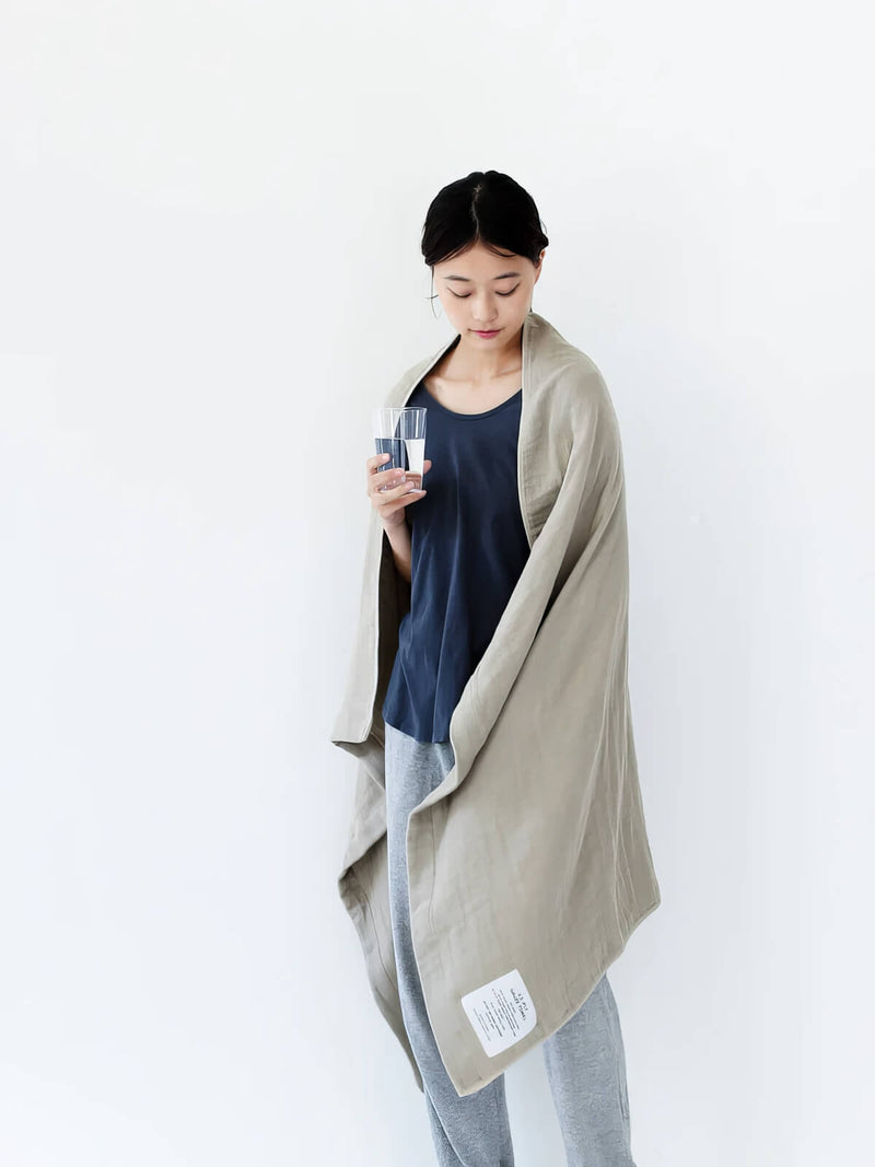 Shinto Towel, 2.5-Ply Gauze Handtuch, Beige, erhältlich in 3 Größen bei BADINFORM, extrem saugfähig und weich