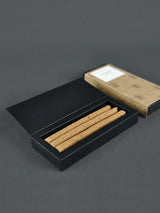 INCAUSA - Makko Incense Räucherstäbchen | Box mit 7 Räucherstäbchen | in 4 Duftnoten erhältlich | Shop Online | BFORM - Duft und Design bei BADINFORM
