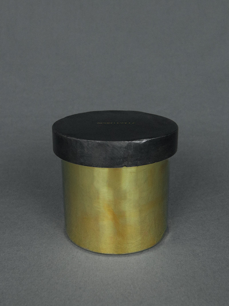 Mad et Len - Spirituelle Bougie Fumiste Duftkerze, 300g schwarzes pflanzliches Wachs, Duftnoten - frische Minze, holzig | BADINFORM Shopvv