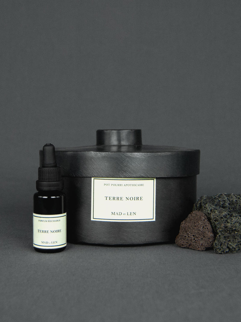 MADetLEN Terre Noire Pot Pourri Apothicaire, large