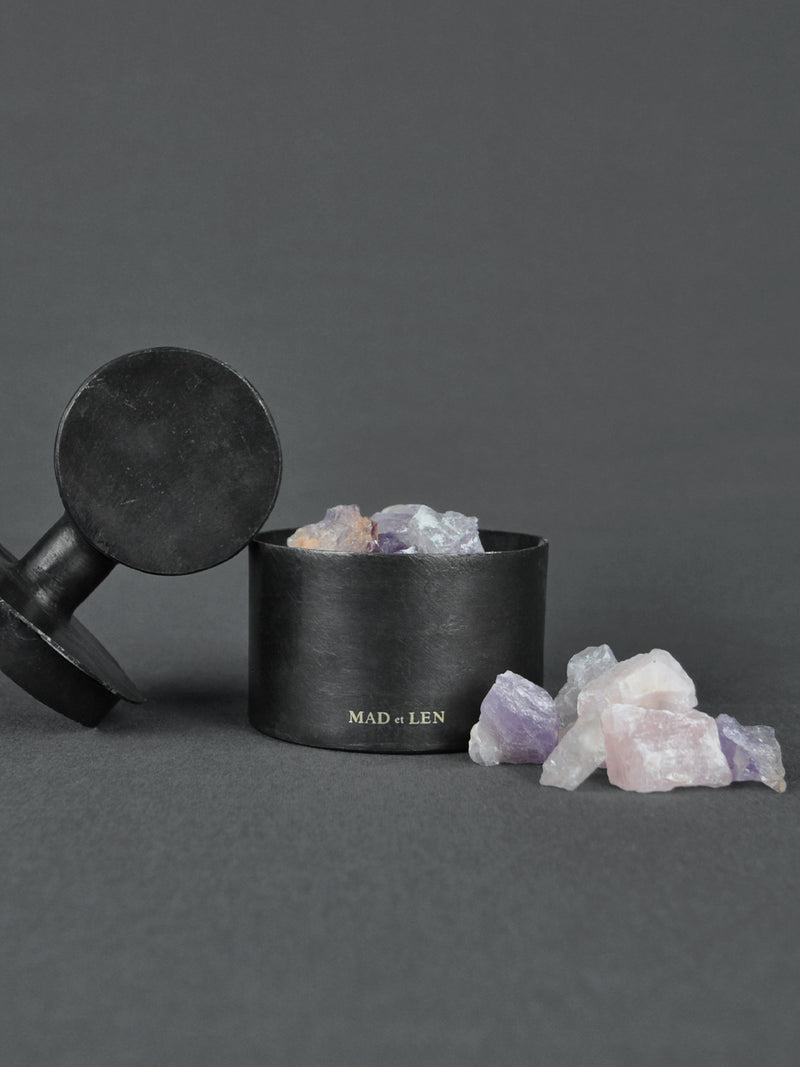 MAD et LEN | Pot Pourri Mineral Totem rosé | Amethyst und Rosenquarz Kristalle | Shop Online | BADINFORM