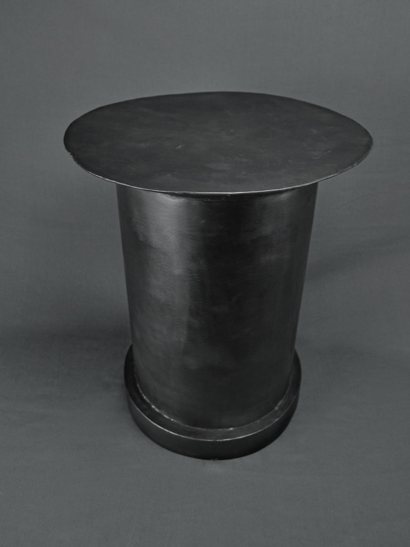 MAD et LEN | Design Möbel - Tabouret Piedestal | Tisch | Shop Online | BADINFORM