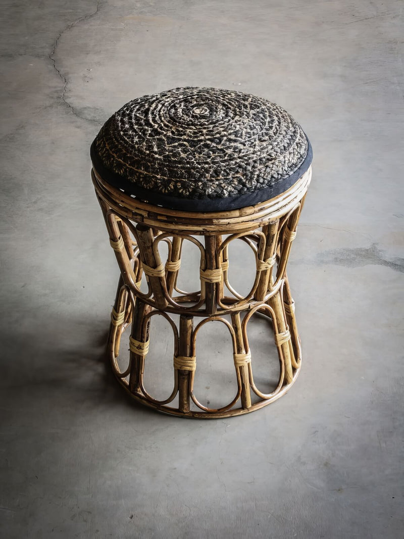 Nila Hocker von Hoffz Interior erhältlich bei BFORM Online Shop